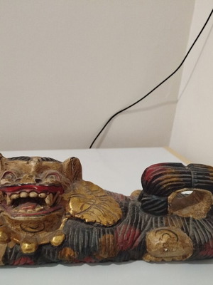 Chinese Foo Dog figurine used