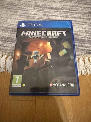 Minecraft PS4 game, non-functional