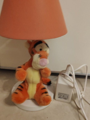 Winnie the Pooh children's table lamp like new