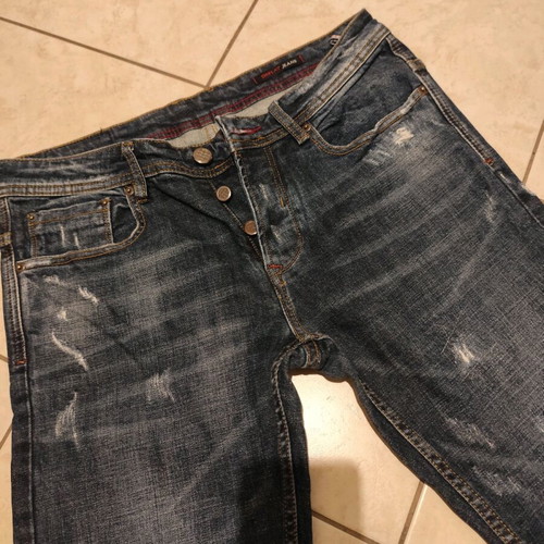 Men's jeans new, unworn size 32/46 slim fit