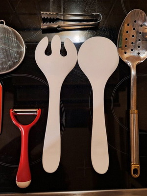 Kitchen utensils used, set of 8 pieces