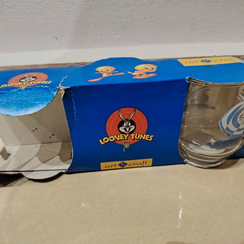 Looney Toons cup set 1998, new, missing 1 of 3