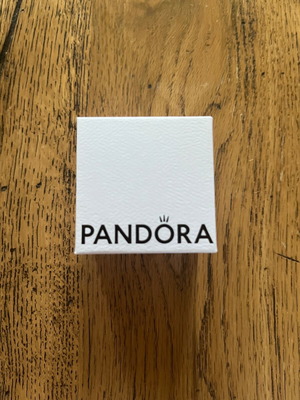 Pandora jewellery box new condition