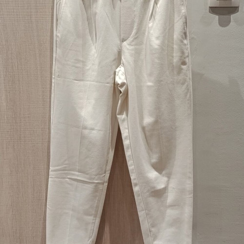 Berska white pants small like new