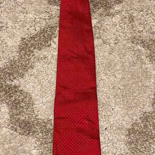 Tie No 76 like new, red Oxford Company