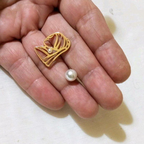 Earrings The Girl with the Pearl Earring new, gold-plated stainless steel