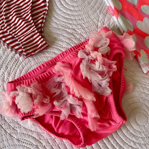 Calzedonia girls' swimwear with SPF like new, size 98 cm, age 3