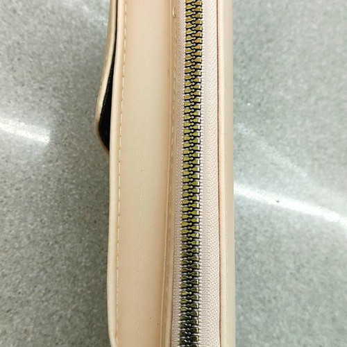 Premium beige wallet and phone case 2 in 1, magnetic and zipper
