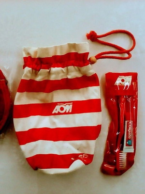 AOM Air Outr-Mer French Airlines Vintage Amenity Kit Business Class like new