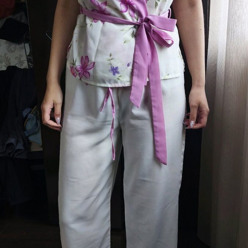 Luxury pajama like new, beige and pink, size M