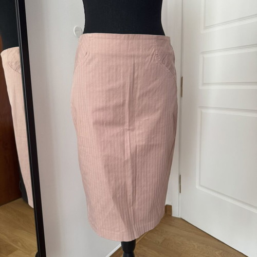 Kenté women's suit used, dusty pink pinstripe set with skirt