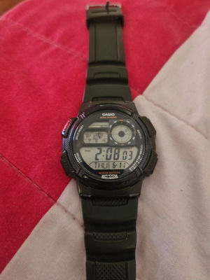 Casio AE-1000W ψηφιακό ρολόι μεταχειρισμένο με παγκόσμια ώρα και LED