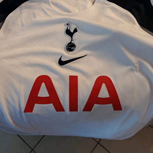 Tottenham shirt small size new
