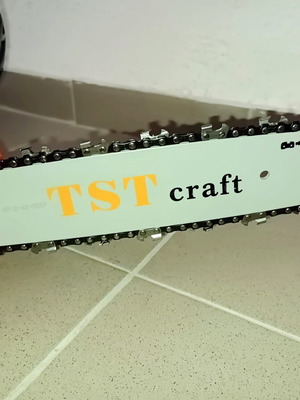 Chainsaw TST CRAFT CS2500 like new, 25.4V, 2-stroke, 30cm bar