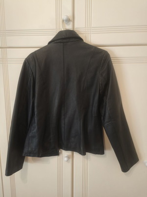 H&Y women's black leather jacket, size M/L