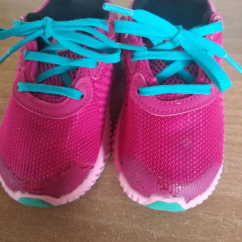 Summer shoes used, size 22, Adidas and Minnie for girls