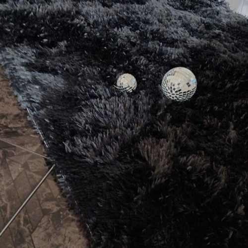 Black fluffy carpet pad new, size 120x160 cm