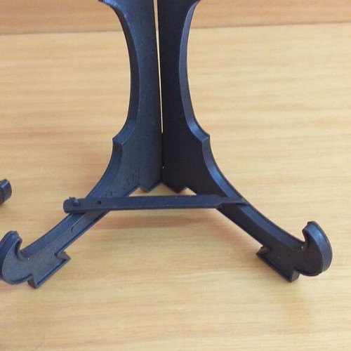 Plastic stands for plates or pictures, pack of 15, new