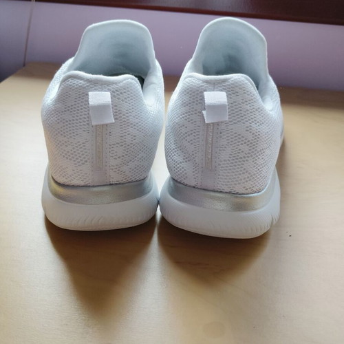 Skechers sneakers size 41 used, white sports shoes
