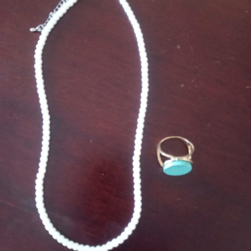 White Handmade Beach Jewelry Set Necklace and Bracelet