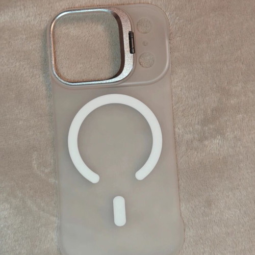 iPhone 17 Pro transparent case like new