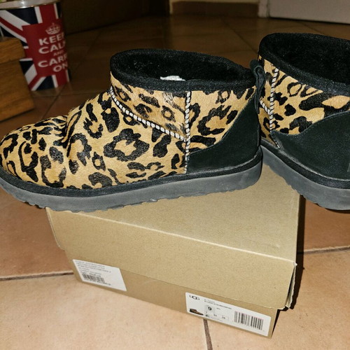 Ugg boots used, size 40, black and brown
