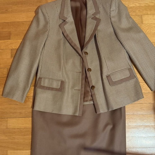 Wool vintage Italian suit like new size M