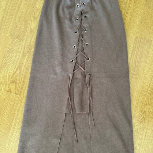 Doca woollen skirt like new, brown, with side opening