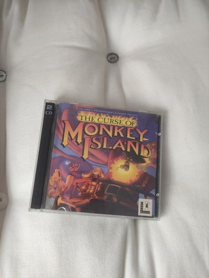 The Curse of The Monkey Island PC game CD used, 2 CDs with jewel case