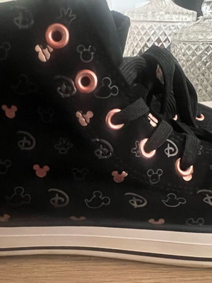 Πάνινα μποτάκια Disney καινούργια, μέγεθος 38, μαύρα