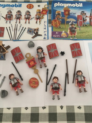 Playmobil συλλεκτικά με κωδικό 4271 σαν καινούργιο