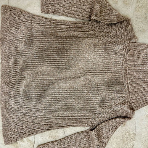 Massimo Dutti Wool Sweater new, size M/L, beige gold