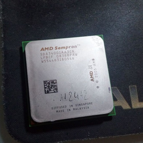 AMD Sempron 64 3400+ processor like new, Socket AM2