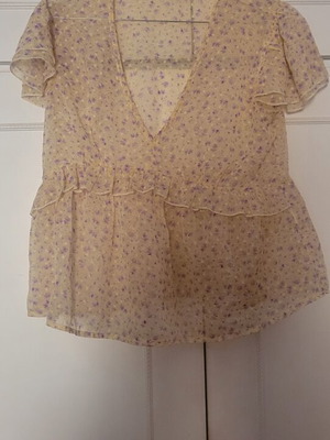Tally Weill blouse, beige yellow, romantic style