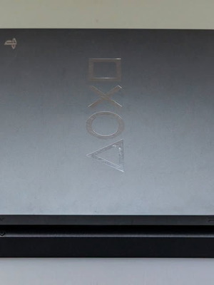 PlayStation 4 Slim 1TB Days of Play Limited Edition like new