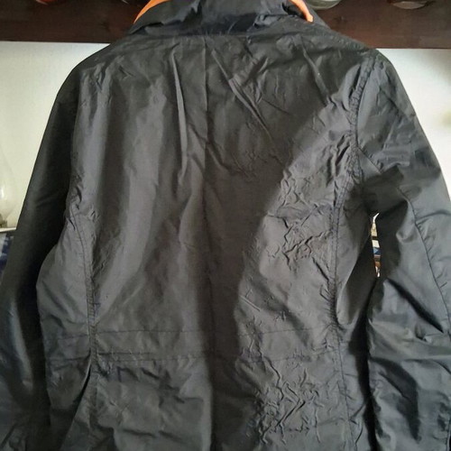 Windbreaker jacket like new with integrated hood unisex, black and orange, XL