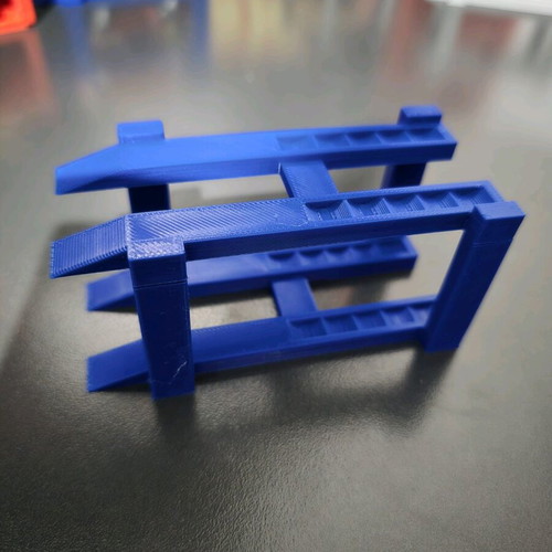 Hot Wheels stand 3D printed for 1:64 miniatures, pack of 3 like new