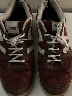 Vans trainers size 45 used, brown and red casual shoes