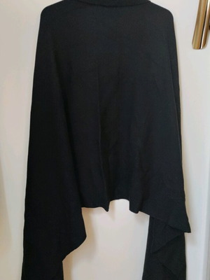Poncho - Black cardigan like new with sleeves and scarf