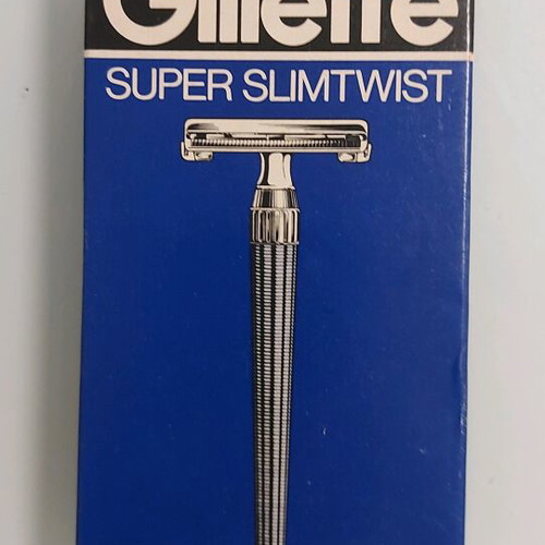 Gillette shaving razor new, NOS, full set complete