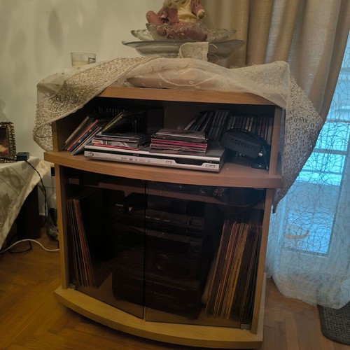 TV stand like new with extra storage and wheels