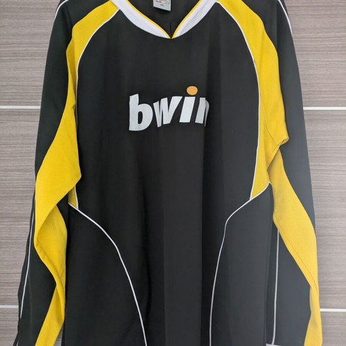 Bwin long-sleeve black shirt like new, size XXL