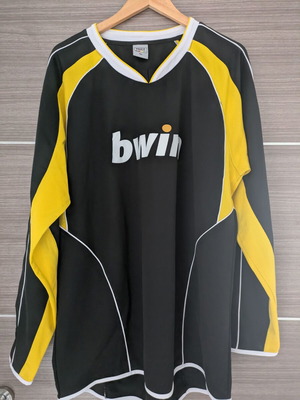 Bwin long-sleeve black shirt like new, size XXL