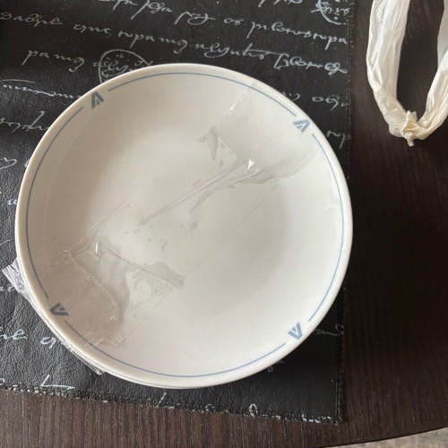 Alitalia porcelain plates like new, collectible airline service