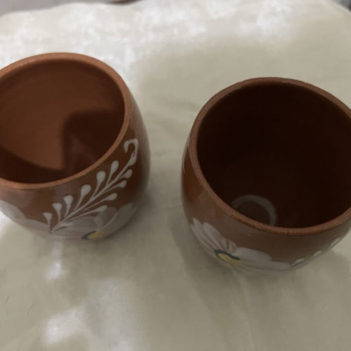 Ceramic decorative cups like new with painting, set of 2