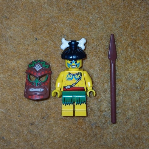 Lego Island Warrior like new, series 11 character