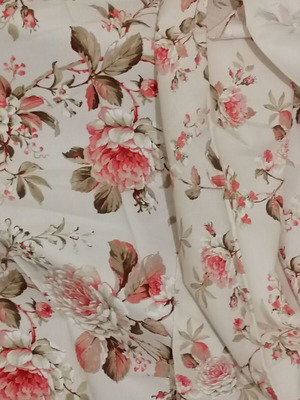 Two cotton fabrics, 0.94 x 1.28 m each