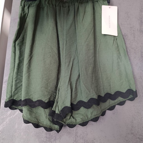 Khaki set with black lace trim, elastic waist shorts