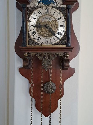 Vintage ολλανδικό ρολόι τοίχου με βαρίδια και ένδειξη φάσης σελήνης σαν καινούργιο