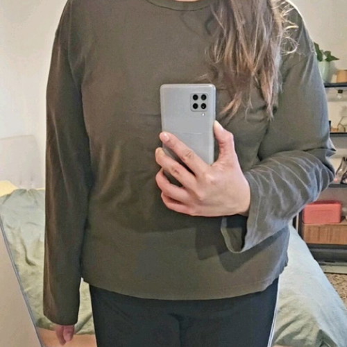 H&M long-sleeve blouse olive color like new, size XL